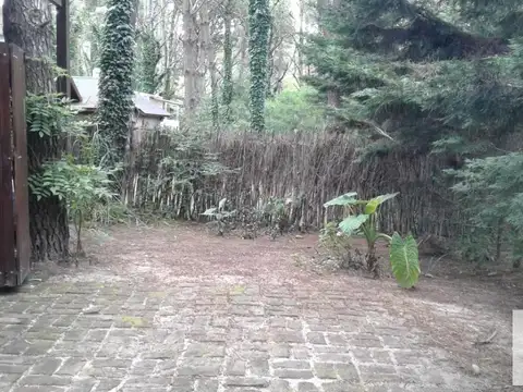 Oficina 5 ambientes con 2 baños