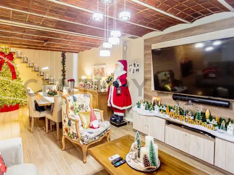 Casa en Venta en Saavedra, USD 455.000