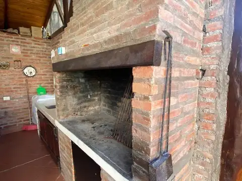 Casa 5 ambientes con 4 baños