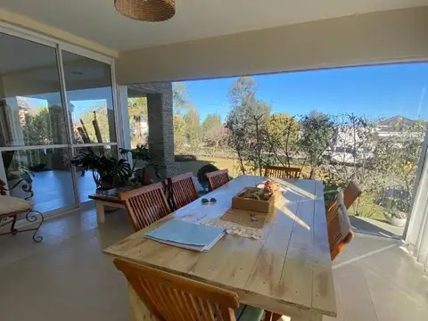 Casa en Venta en El Tipal, USD 420.000