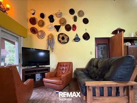 Casa en Venta con 1 cochera