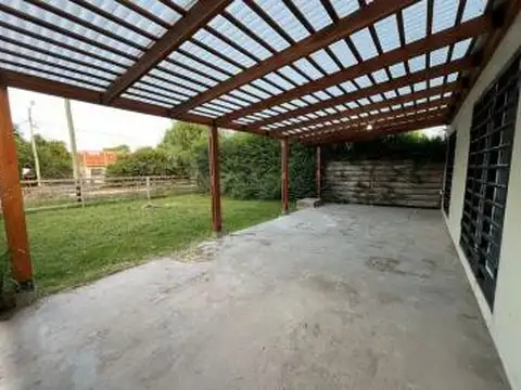 Casa en Venta y Alquiler en Parque Sicardi