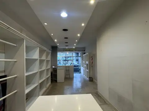 Local en Alquiler en Villa del Parque, $ 2.200.000