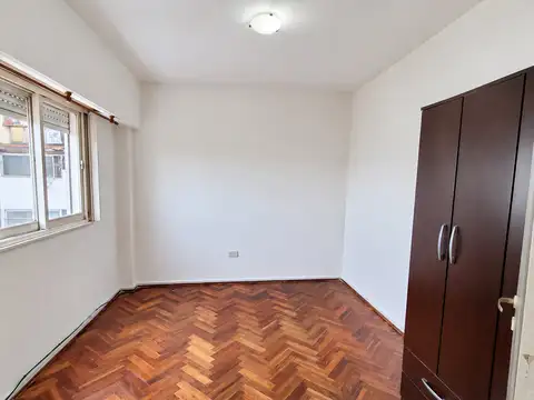 Departamento 2 ambientes  bajas expensas en villa del parque