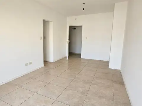 Venta impecable departamento de 2 ambientes XL en Florida, Vicente Lopez