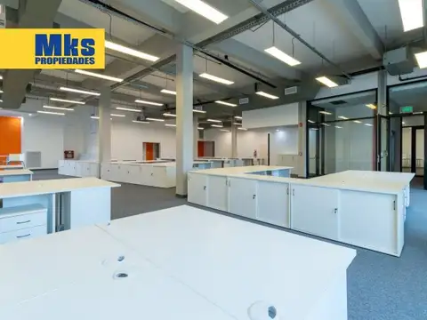 Oficina en Alquiler en Parque Patricios, USD 25.000