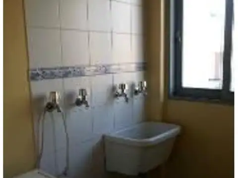 Departamento en Venta en Flores, USD 95.000