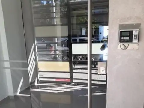 2 AMB CON BALCÓN Y DORMITORIO EN SUITE