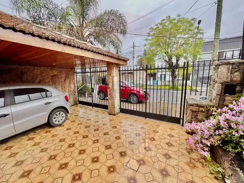 Depto Tipo Casa en Venta de 3 dormitorios