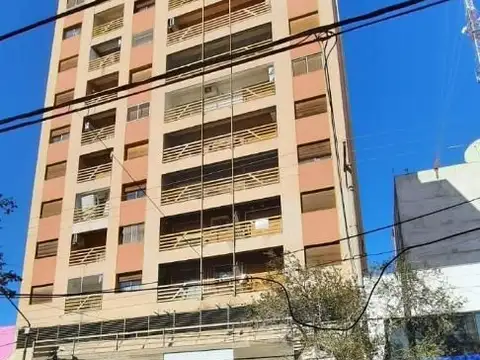 Alquilo Oficina 500m2 Zona Centro