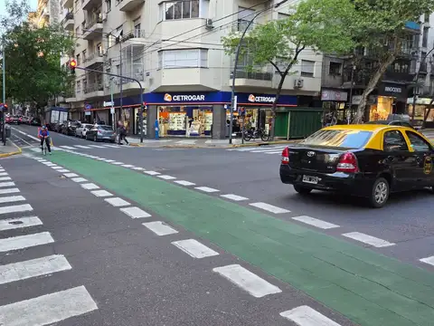 Local en Alquiler en Barrio Norte, $ 2.000.000