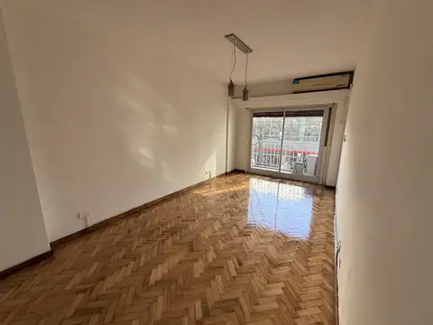 Alquiler | Departamento de 3 Ambientes con Balcón en Palermo Botánico
