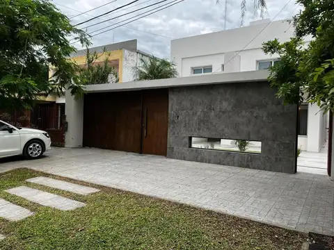 Casa en Venta en Villa Ángela, USD 350.000