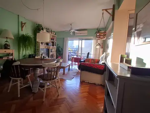 Aristóbulo Del Valle 100, Piso 3