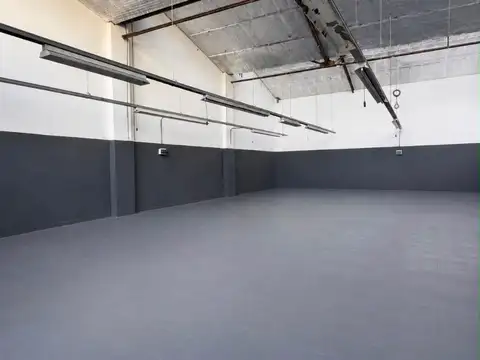 ALQUILER GALPON - DEPOSITO  250 M2 BERNAL ESTE
