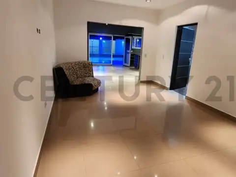 Huaura 800, Piso 0