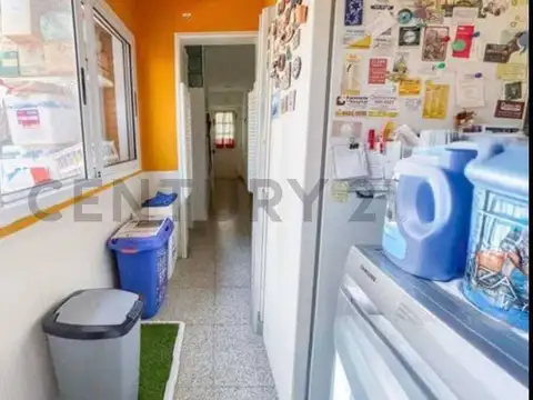 Casa 5 ambientes con 4 baños
