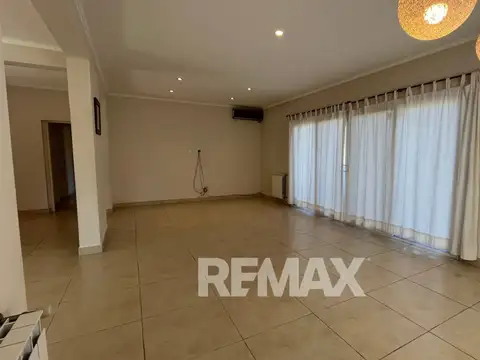 Casa venta de 4 amb 1500 mts lote Open Door Lujan