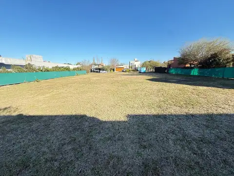 Terreno en Venta en Country Estancia La Lucila, USD 195.000