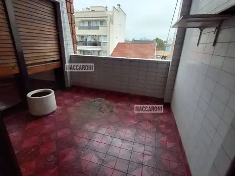 Departamento 4 ambientes con 3 baños