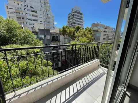 Franklin Delano Roosevelt 1800, Piso 2