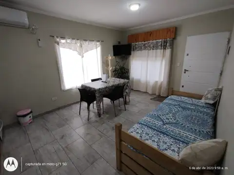 DOS  DEPARTAMENTOS  En Venta En Valle Hermoso Con Patio