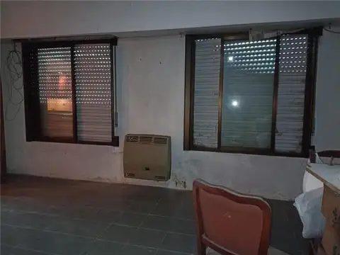 CERRITO N° 1071, entre CASARES Y CARLOS TEJEDOR, TEMPERLEY (E), LOMAS DE ZAMORA