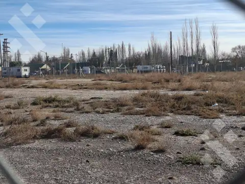 Galpon en Venta en Neuquén, USD 2.470.000
