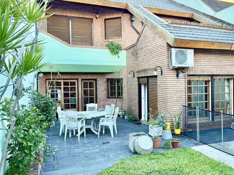 Casa en Venta en Flores, USD 435.000