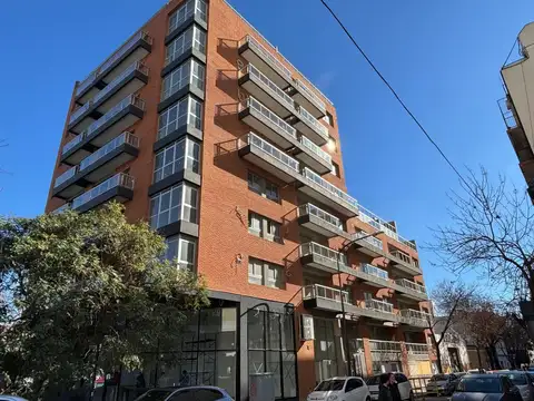 Tronador 3900, Piso 9
