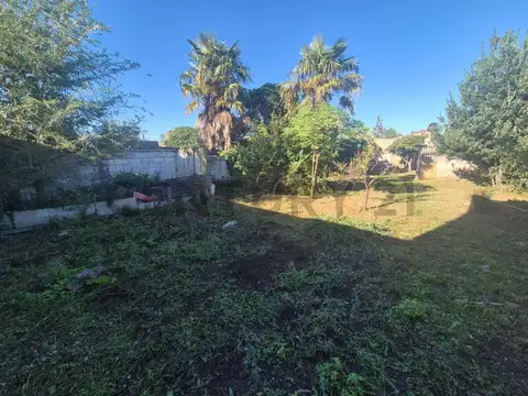Casa 2 ambientes con 1 baño