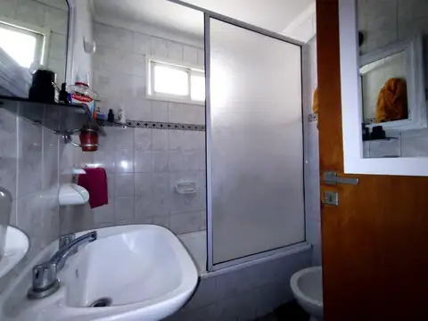 Depto Tipo Casa en Venta con 1 cocheras