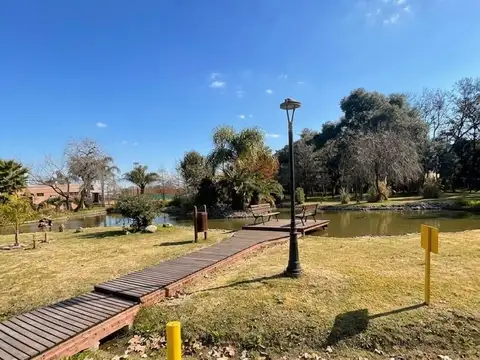 Terreno en Venta 75  mts Fondo