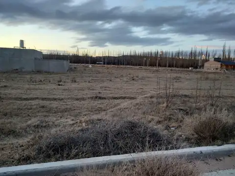 Terreno en  venta en Jardines de Plottier