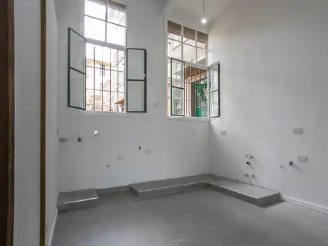 Oficina en Alquiler 100 años