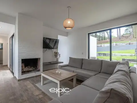 Casa 5 ambientes con 2 baños