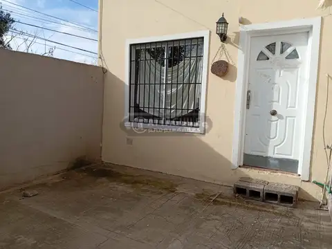 Casa en Alquiler al Oeste