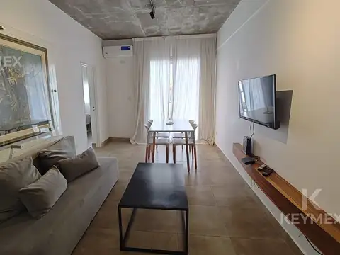 Ana Mogas  al 100
