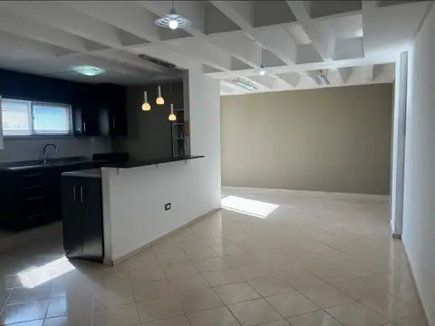 Departamento en Alquiler de 4 ambientes