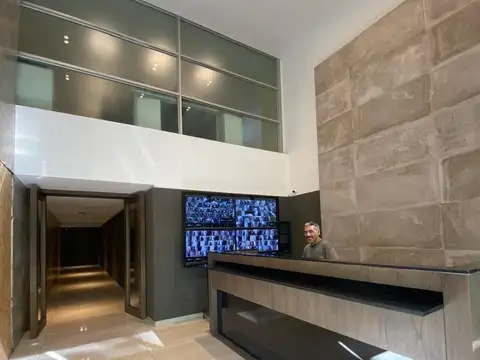 Oficina en Alquiler 25 años