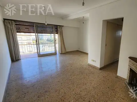 Alquiler de departamento 3 ambientes con balcón en Capital Federal