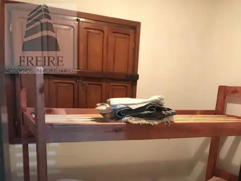 Casa 5 ambientes con 2 baños