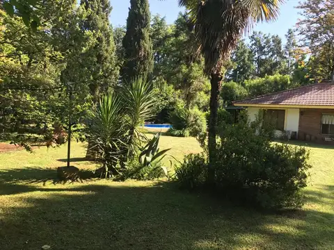 VENTA Casa 4 ambientes con parque y Pileta | Villa Astolfi, Pilar