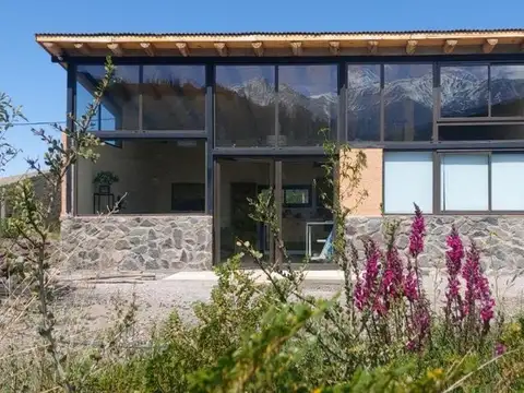 Cabaña de 2 dorm. con hermosa vista en Potrerillos
