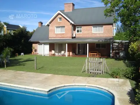 CASA EN VENTA EN BARRIO SEPTIEMBRE - MAROTO PROPIEDADES