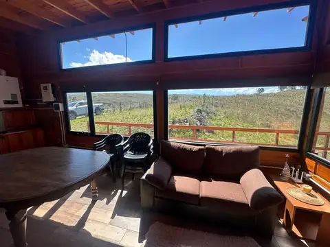 Casa 4 ambientes con 1 baño