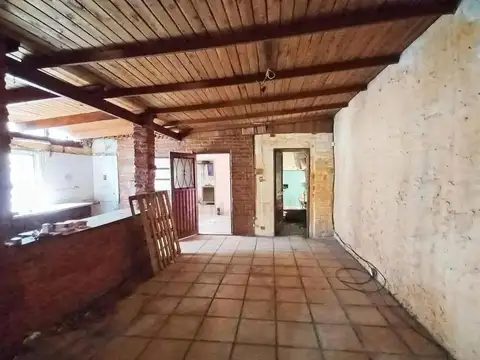 Venta Casa Lote Propio 3 Ambientes con Patio, Garage, Galpón