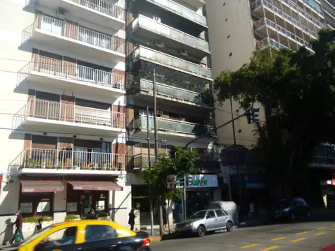 Comodo depatamento de 1 amnbiente de 30 metros totales con amplia cocina  con lavadero