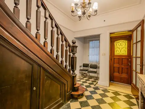 Avenida Ángel Gallardo 600