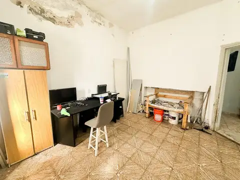 Casa en Venta en Lisandro De La Torre, USD 59.000